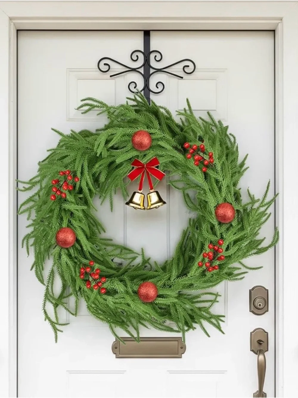 Evergreen Pine Garland - Lifelike Green Rubber Home Accent 6ft rubber